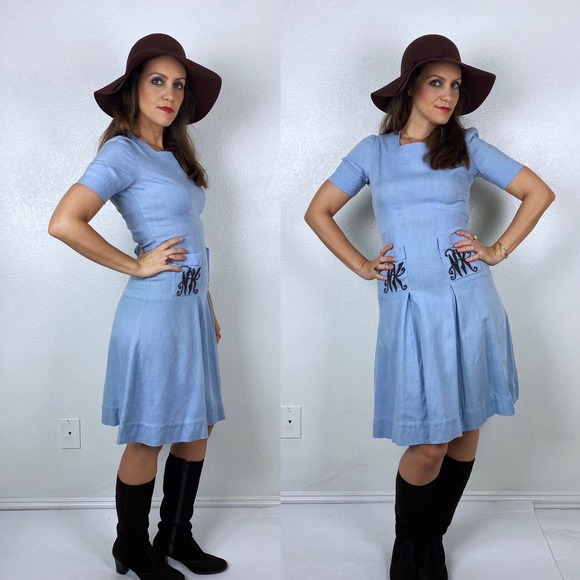 vintage 30s/40s Baby Blue EMBROIDERED POCKETS Linen Day DRESS xs/s full skirt - Picture 4 of 10